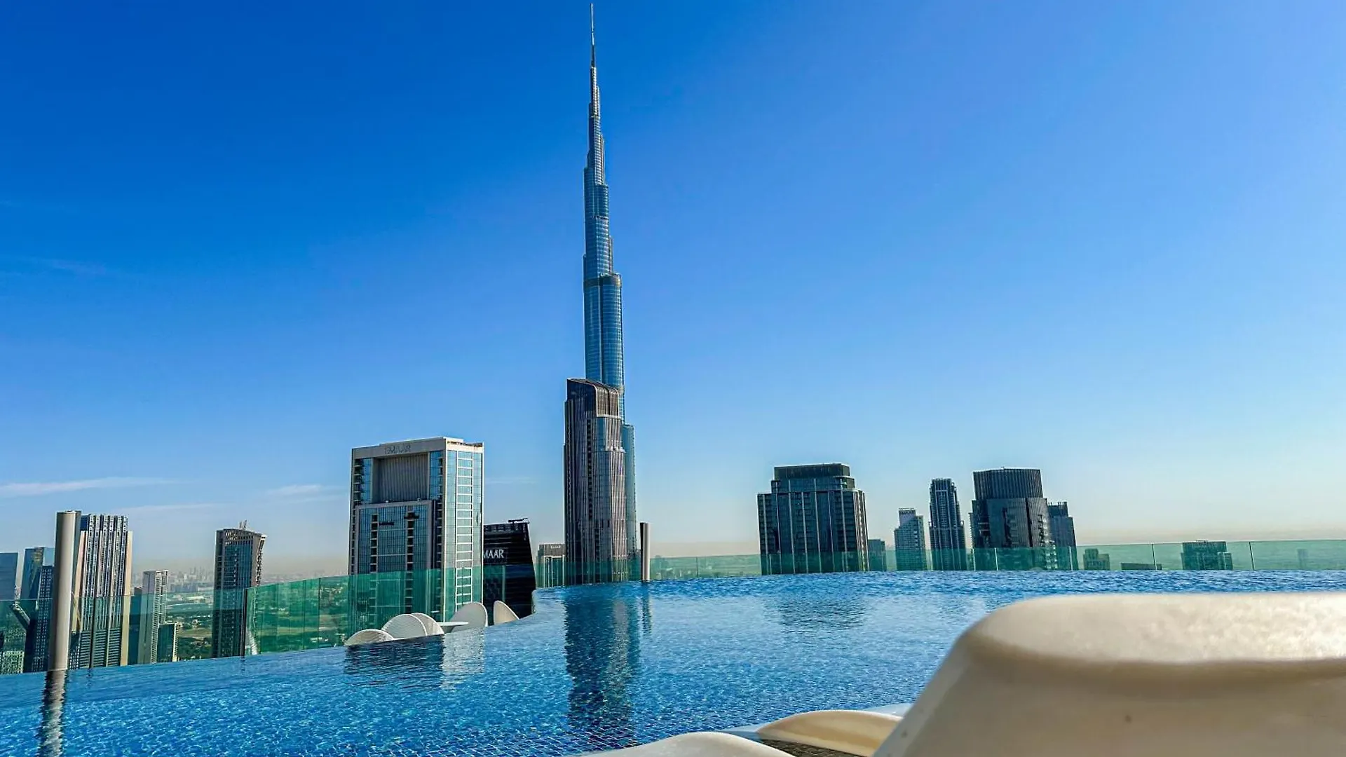 Elite Rooftop Pool And Burj Khalifa Panorama Balcony 2Br Apartment In Paramount Hotel Midtown Dubai United Arab Emirates