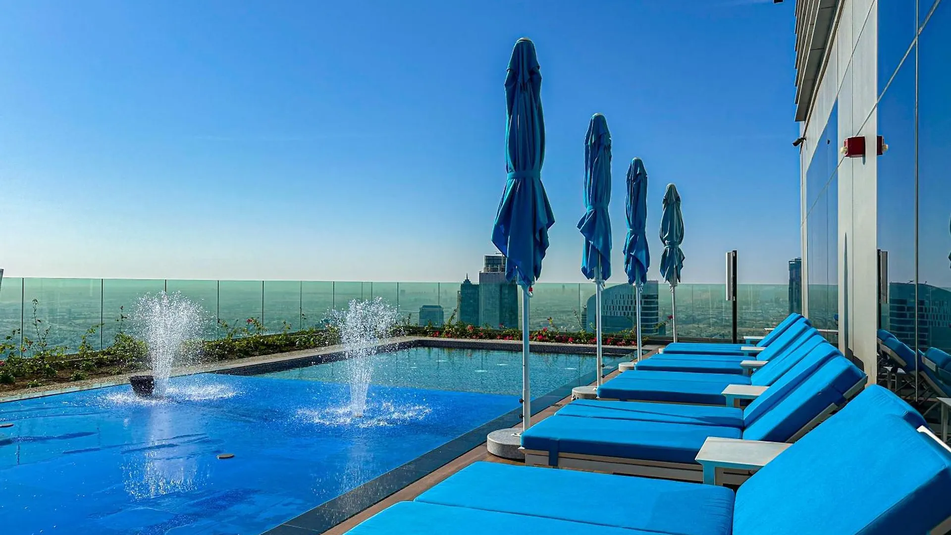 Elite Rooftop Pool And Burj Khalifa Panorama Balcony 2Br Apartment In Paramount Hotel Midtown Dubai