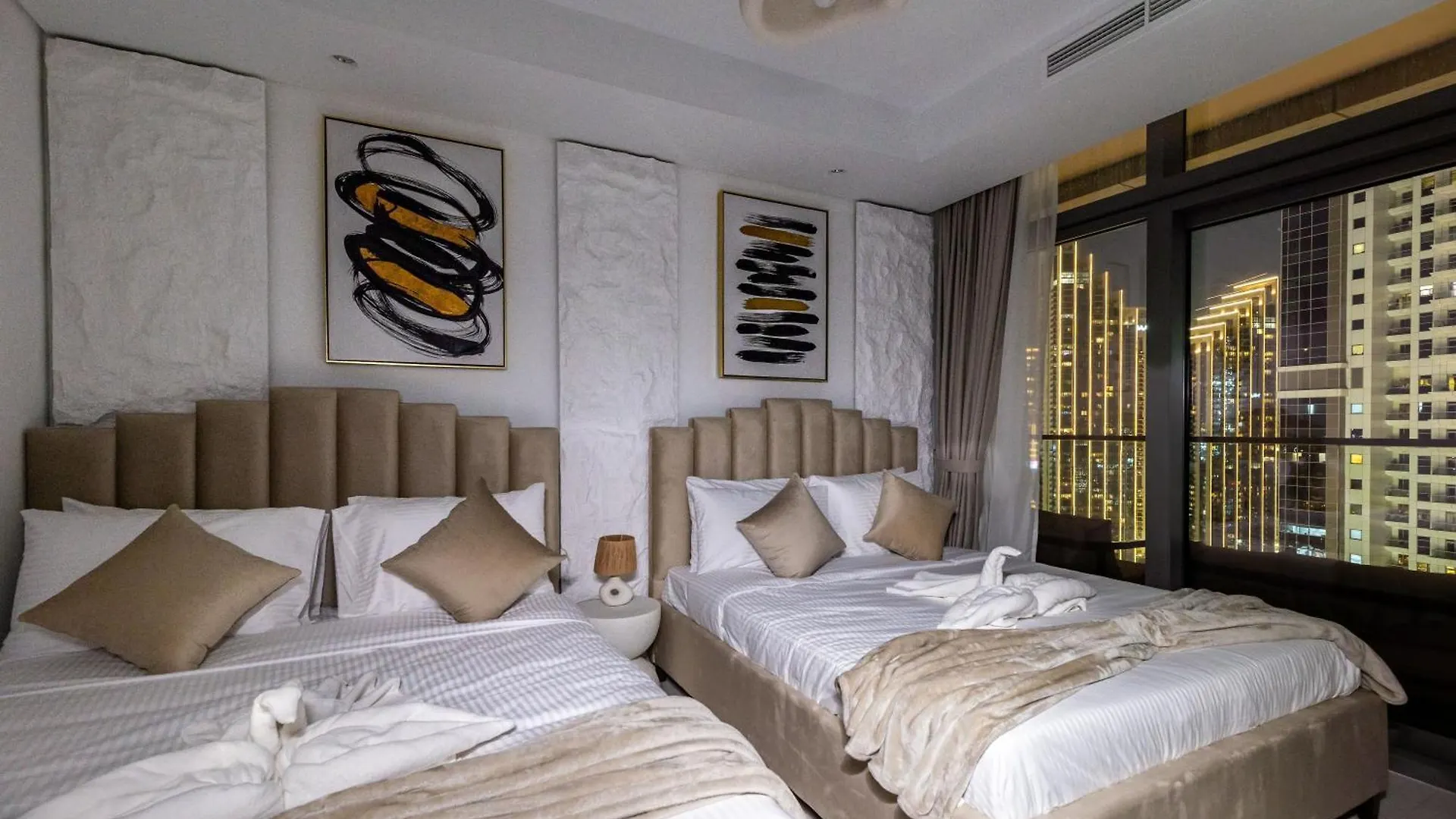 Elite Rooftop Pool And Burj Khalifa Panorama Balcony 2Br Apartment In Paramount Hotel Midtown Dubai 0*,