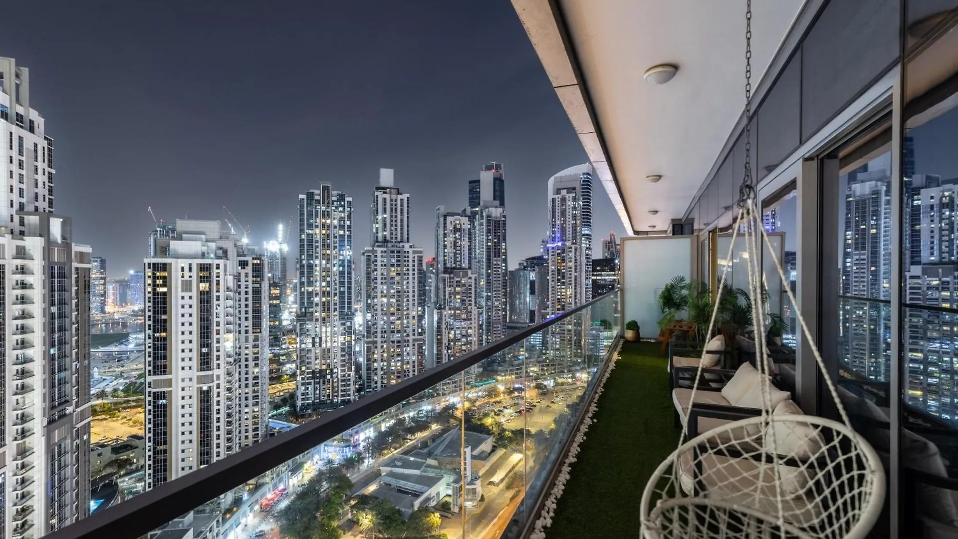 Elite Rooftop Pool And Burj Khalifa Panorama Balcony 2Br Apartment In Paramount Hotel Midtown Dubai